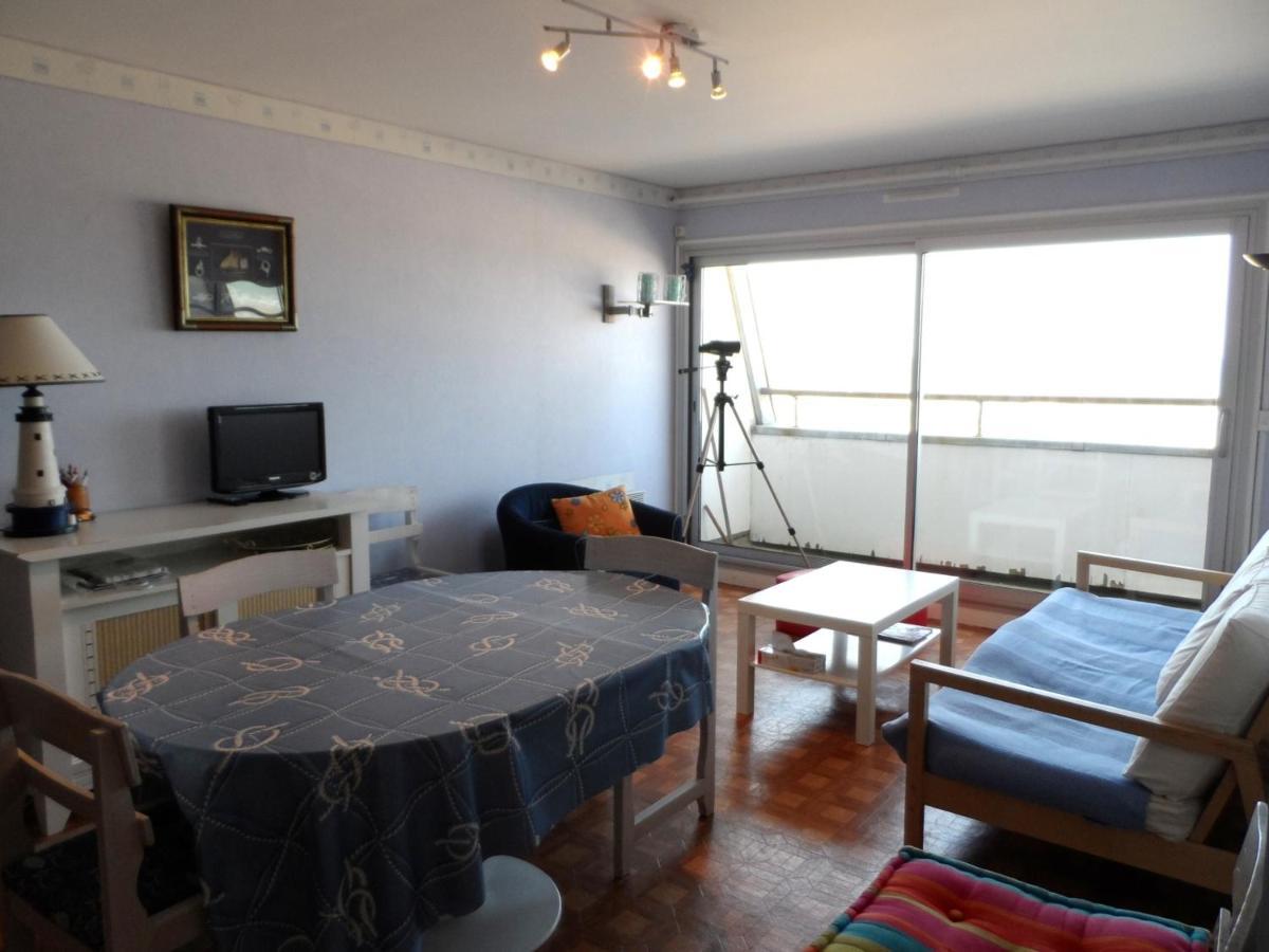 Appartement Avec Terrasse Panoramique, Acceptant Les Animaux, Parking - Fr-1-487-281 Cabourg Exterior photo